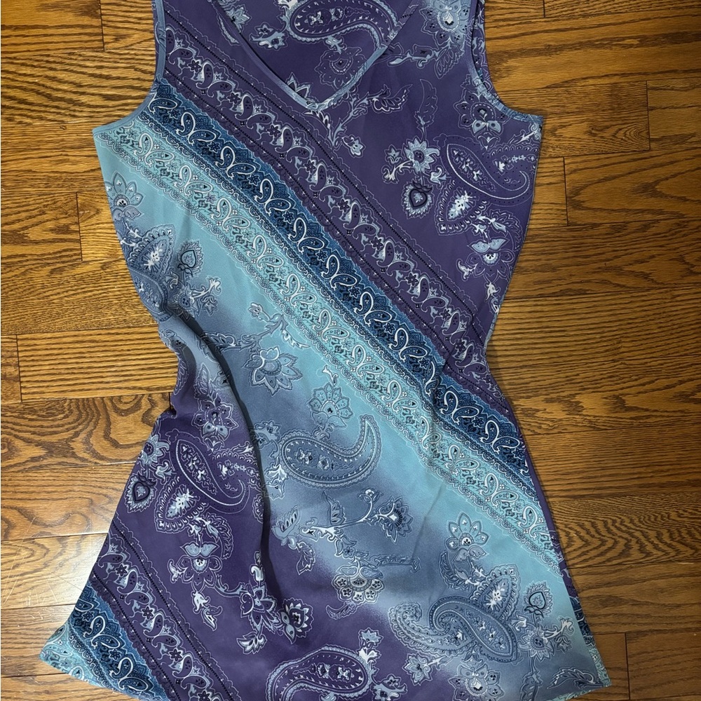 Elegant Paisley V-Neck Tank Top - Purple and Blue